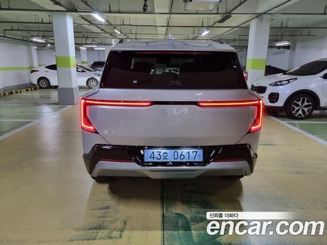 2026 Kia (Киа) EV5 — миниатюра 2