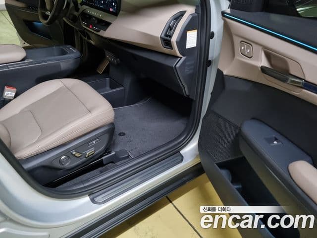 2026 Kia (Киа) EV5