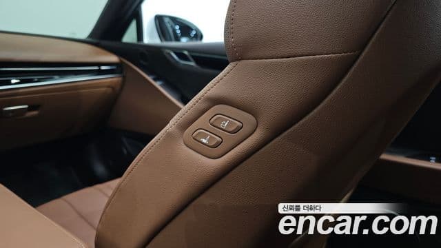 2022 Genesis G80 (RG3) — миниатюра 10