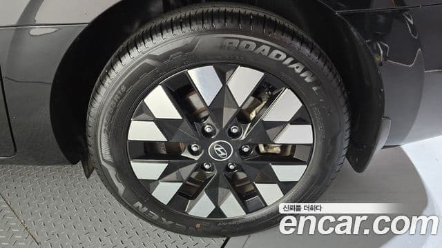 2025 Hyundai (Хёндэ) 스타리아 — миниатюра 6