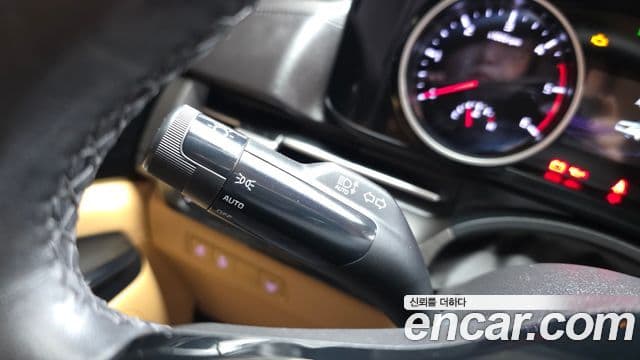 2022 Kia (Киа) Carnival 4th Gen — миниатюра 3