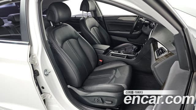 2016 Hyundai (Хёндэ) LF Sonata — миниатюра 10