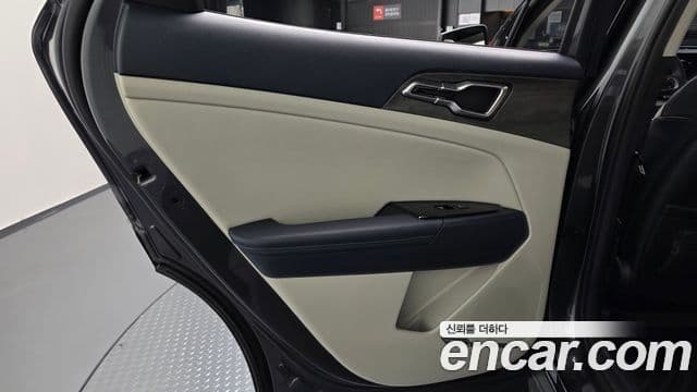 2023 Kia (Киа) Sportage 5세대 Hybrid — миниатюра 3