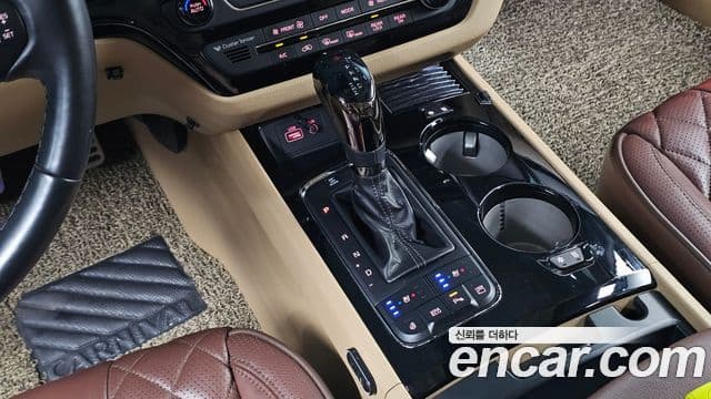 2018 Kia (Киа) All New Carnival — миниатюра 6