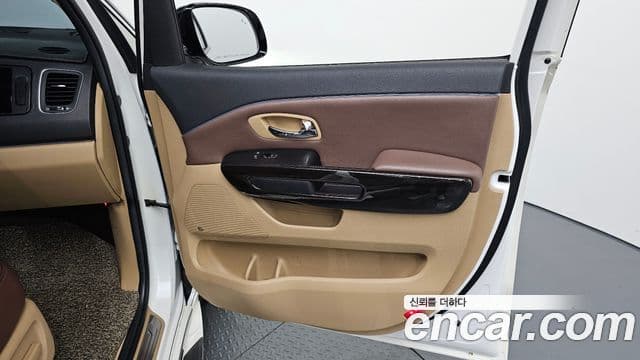2018 Kia (Киа) All New Carnival — миниатюра 5