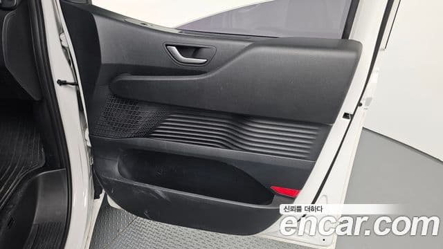2021 Hyundai (Хёндэ) 스타리아 — миниатюра 10