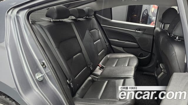 2018 Hyundai (Хёндэ) Avante AD — миниатюра 10