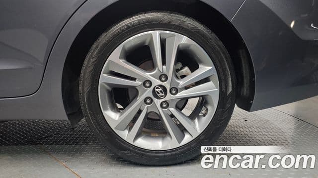 2018 Hyundai (Хёндэ) Avante AD — миниатюра 4
