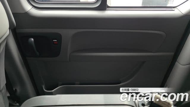 2020 Hyundai (Хёндэ) The New Grand Starex — миниатюра 2