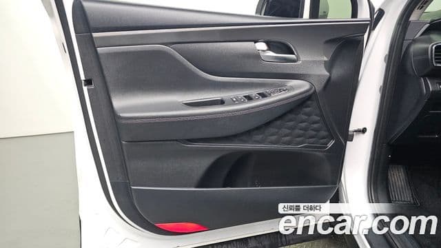 2022 Hyundai (Хёндэ) The New Santa Fe — миниатюра 3