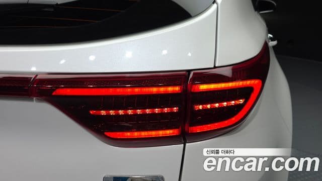 2020 Kia (Киа) Sportage The Bold — миниатюра 10