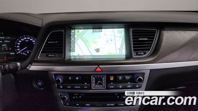 2018 Genesis G80 — миниатюра 3