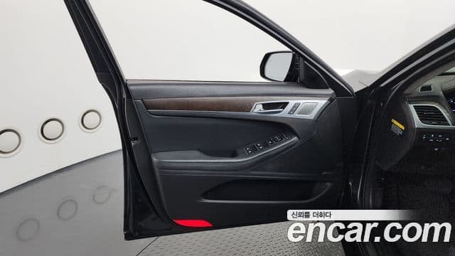 2018 Genesis G80