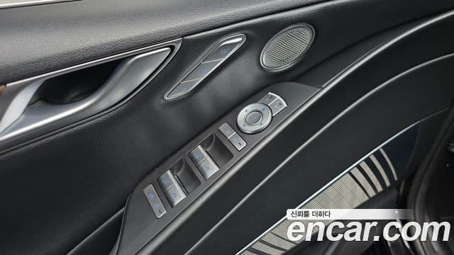 2021 Genesis 일렉트리파이드 G80 (RG3) — миниатюра 2