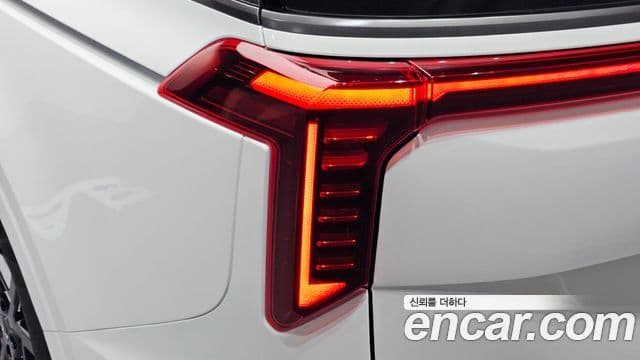 2025 Kia (Киа) The New Carnival 4th Gen — миниатюра 5