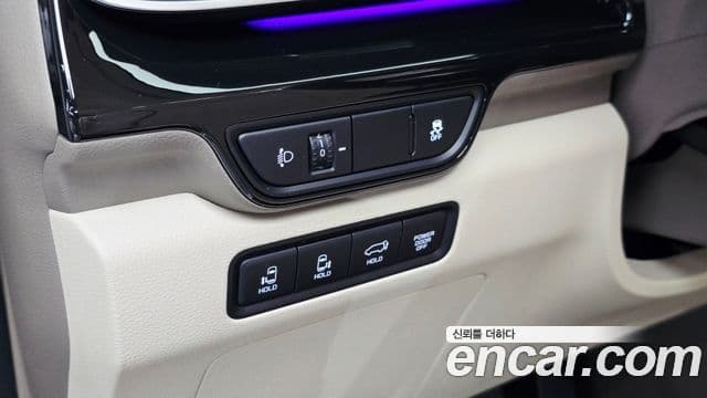 2025 Kia (Киа) The New Carnival 4th Gen — миниатюра 8