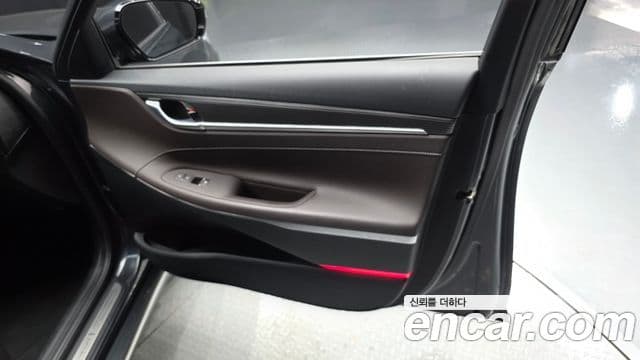 2017 Hyundai (Хёндэ) Grandeur IG — миниатюра 10