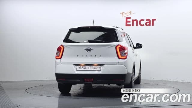 2017 SsangYong Tivoli Air — миниатюра 2