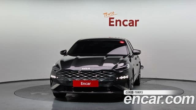 2023 Kia (Киа) K8