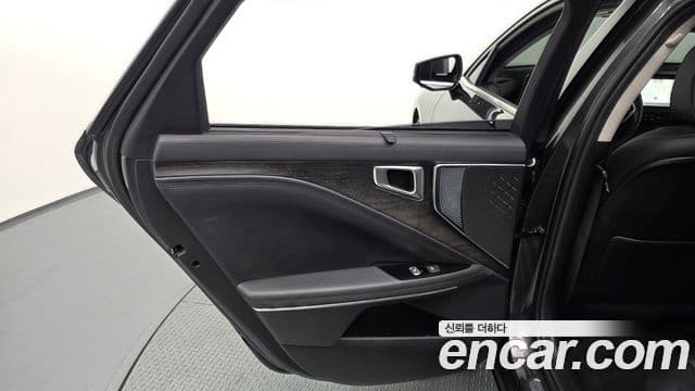 2023 Kia (Киа) K8 — миниатюра 7