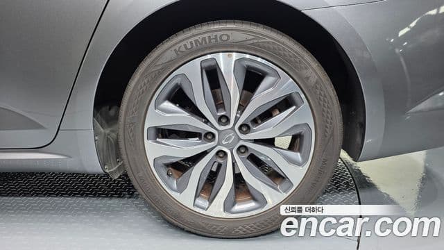 2017 Renault Korea SM6 — миниатюра 9