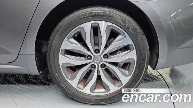2016 Renault Korea SM6 — миниатюра 8