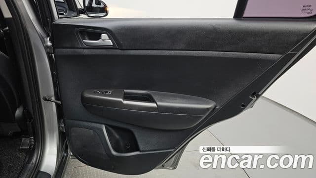 2020 Kia (Киа) Sportage The Bold — миниатюра 8