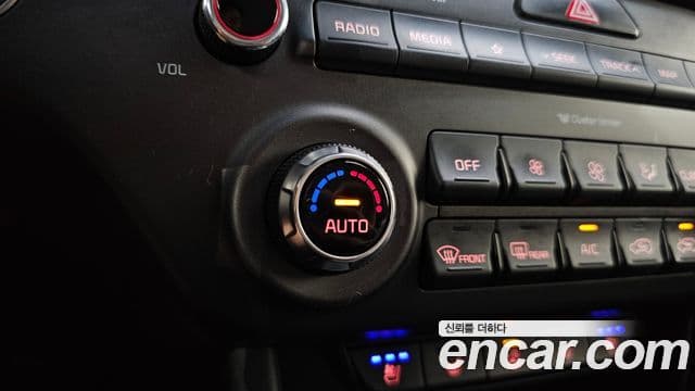 2020 Kia (Киа) Sportage The Bold — миниатюра 10