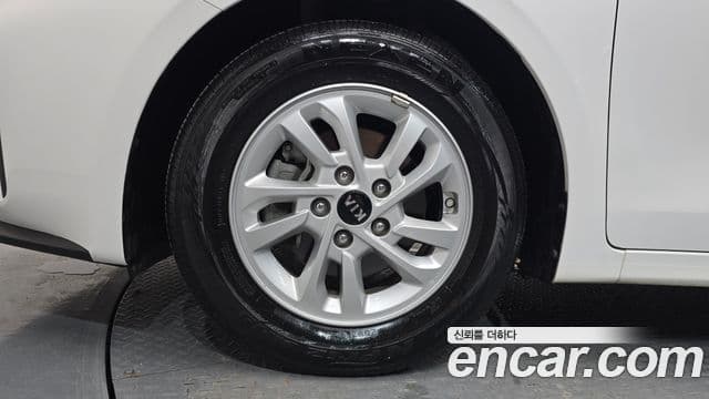 2019 Kia (Киа) All New K3 — миниатюра 3