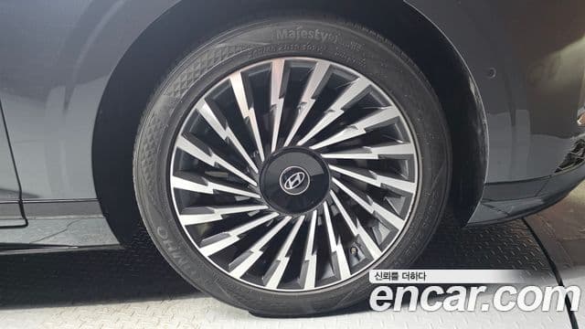 2023 Hyundai (Хёндэ) Grandeur Hybrid (GN7) — миниатюра 2