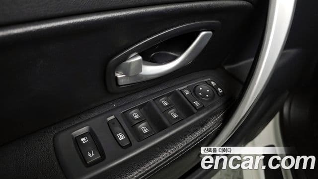2013 Renault Korea New SM5 플래티넘 — миниатюра 3