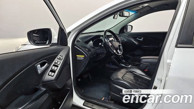 2014 Hyundai (Хёндэ) New Tucson ix — миниатюра 7