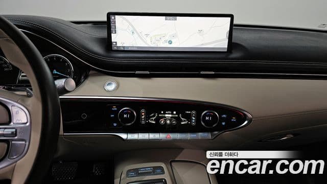 2022 Genesis GV70 — миниатюра 10