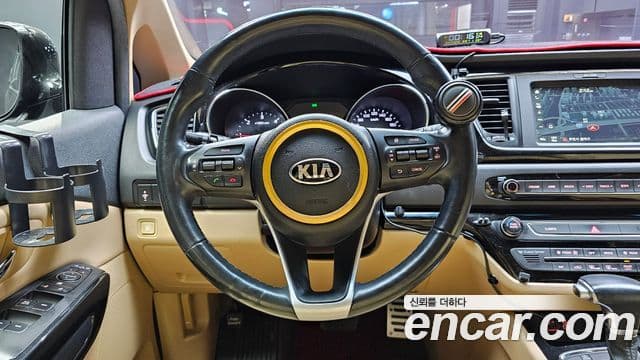 2016 Kia (Киа) All New Carnival — миниатюра 9