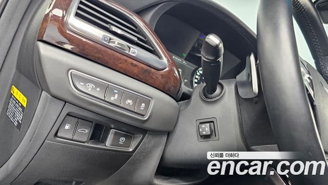 2018 Genesis EQ900 — миниатюра 7