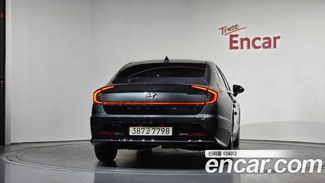 2022 Hyundai (Хёндэ) Sonata (DN8) — миниатюра 2