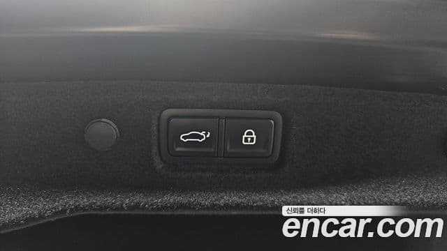 2024 Kia (Киа) The New K5 Hybrid 3rd Gen — миниатюра 10
