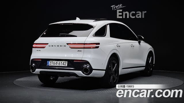 2021 Genesis GV70 — миниатюра 4