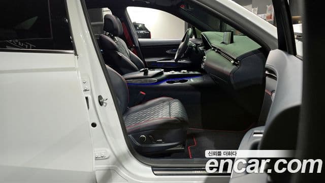 2021 Genesis GV70 — миниатюра 10