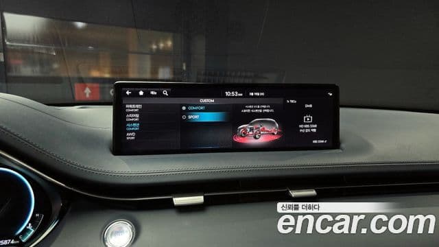 2021 Genesis GV70 — миниатюра 9