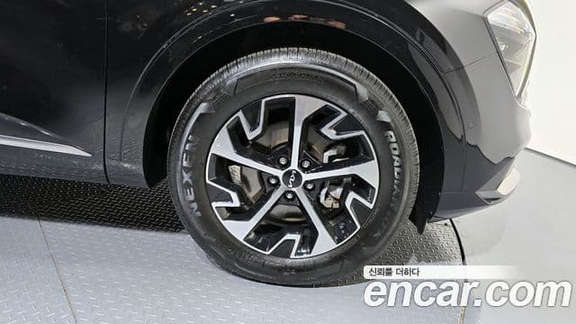 2022 Kia (Киа) Sportage 5세대 Hybrid — миниатюра 6