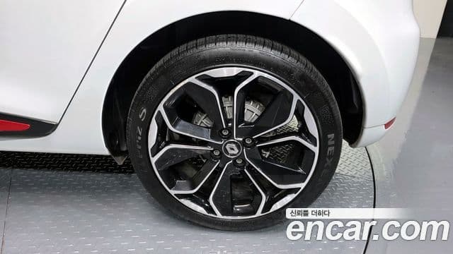 2019 Renault Korea 클리오 — миниатюра 9