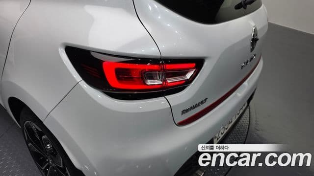 2019 Renault Korea 클리오 — миниатюра 6
