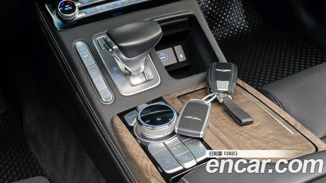 2019 Genesis G90 — миниатюра 9