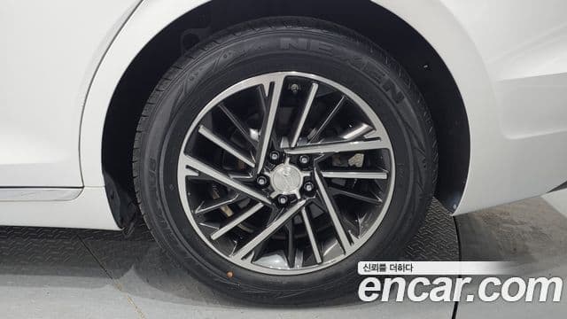2021 Hyundai (Хёндэ) The New Grandeur IG — миниатюра 7