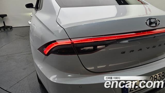 2021 Hyundai (Хёндэ) The New Grandeur IG — миниатюра 8