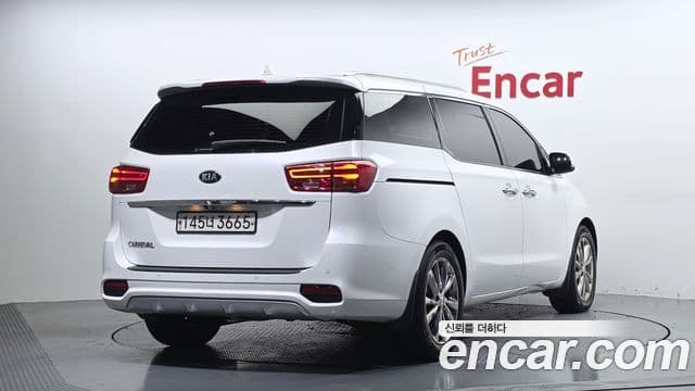 2019 Kia (Киа) The New Carnival — миниатюра 7
