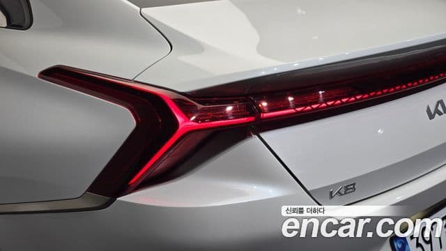 2021 Kia (Киа) K8 — миниатюра 6