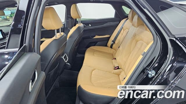 2022 Kia (Киа) K5 3rd Gen — миниатюра 9
