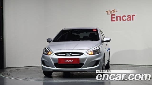 2015 Hyundai (Хёндэ) 엑센트(신형) — миниатюра 6